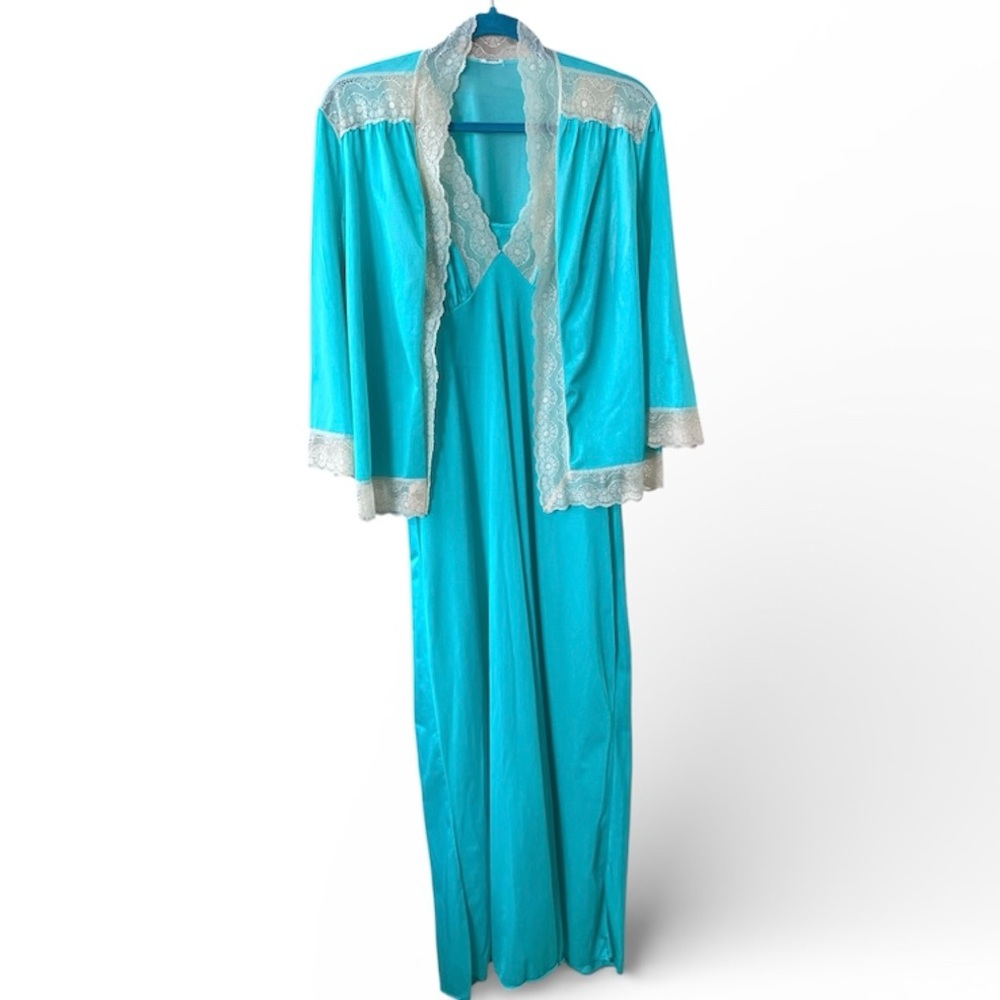Vintage 60s to 70s Turquoise Peignoir, Lace Nightgown & Robe Set Small to Medium